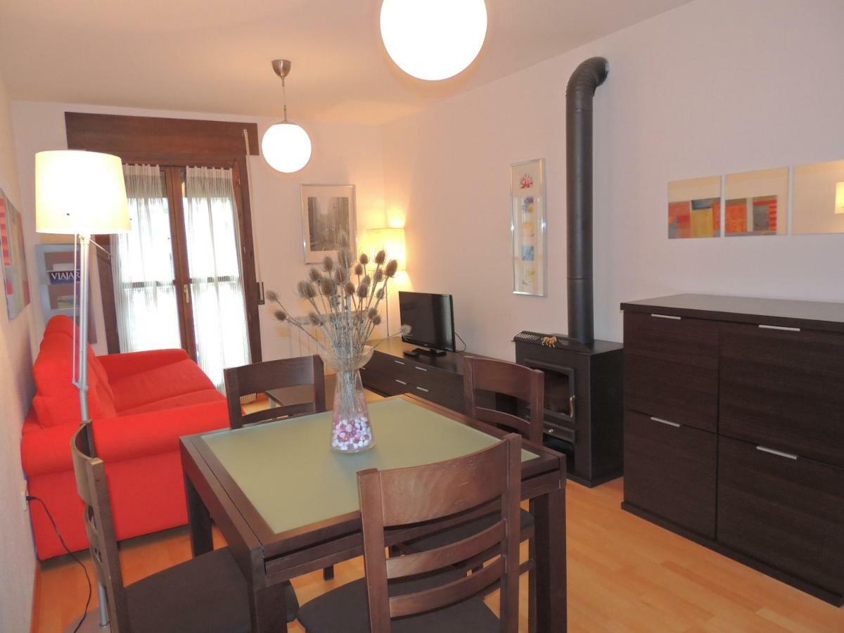 Apartamento Centrico Con Wifi En Biescas エクステリア 写真